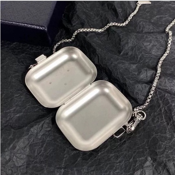 Cool Prada AirPods Case with Chain - Picture 9 of 12